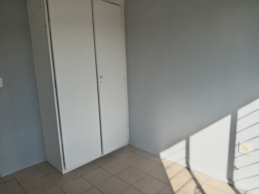 To Let 2 Bedroom Property for Rent in Radiokop Gauteng