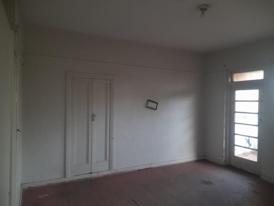 2 Bedroom Property for Sale in Yeoville Gauteng
