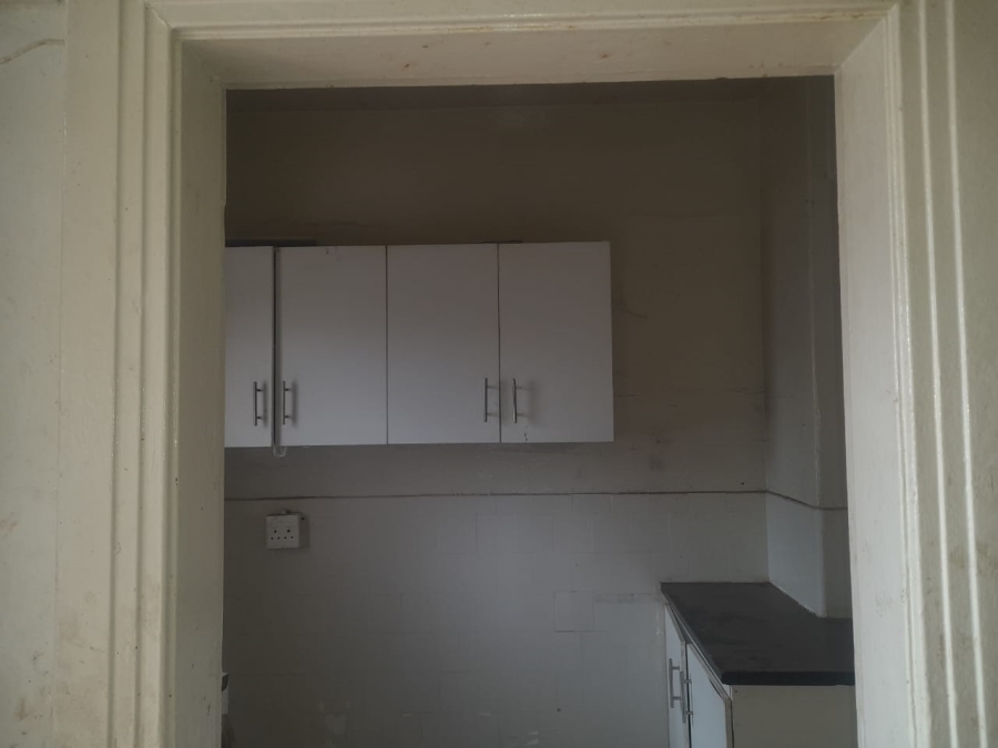 2 Bedroom Property for Sale in Yeoville Gauteng