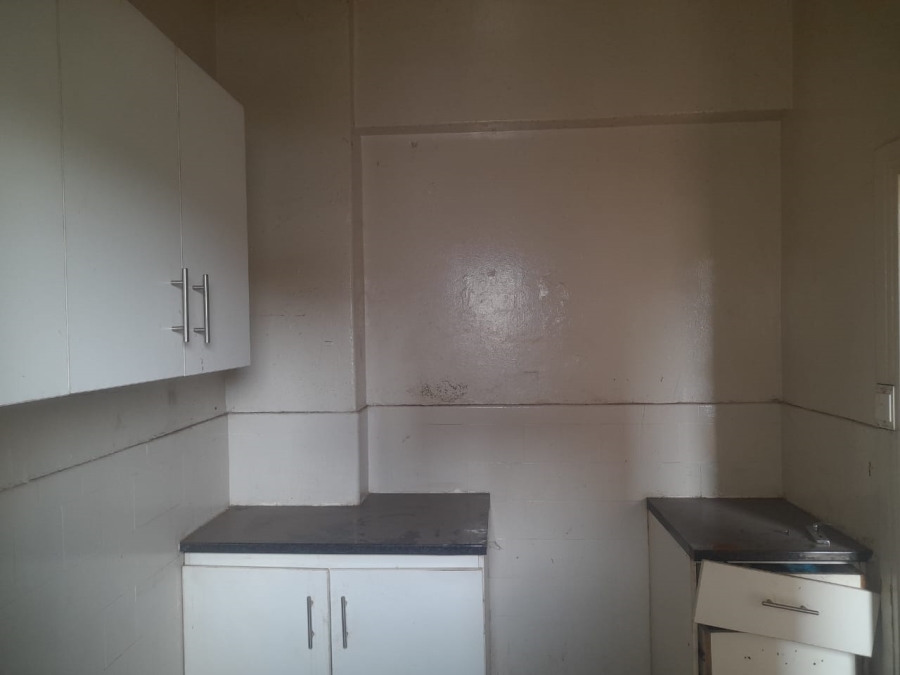 2 Bedroom Property for Sale in Yeoville Gauteng