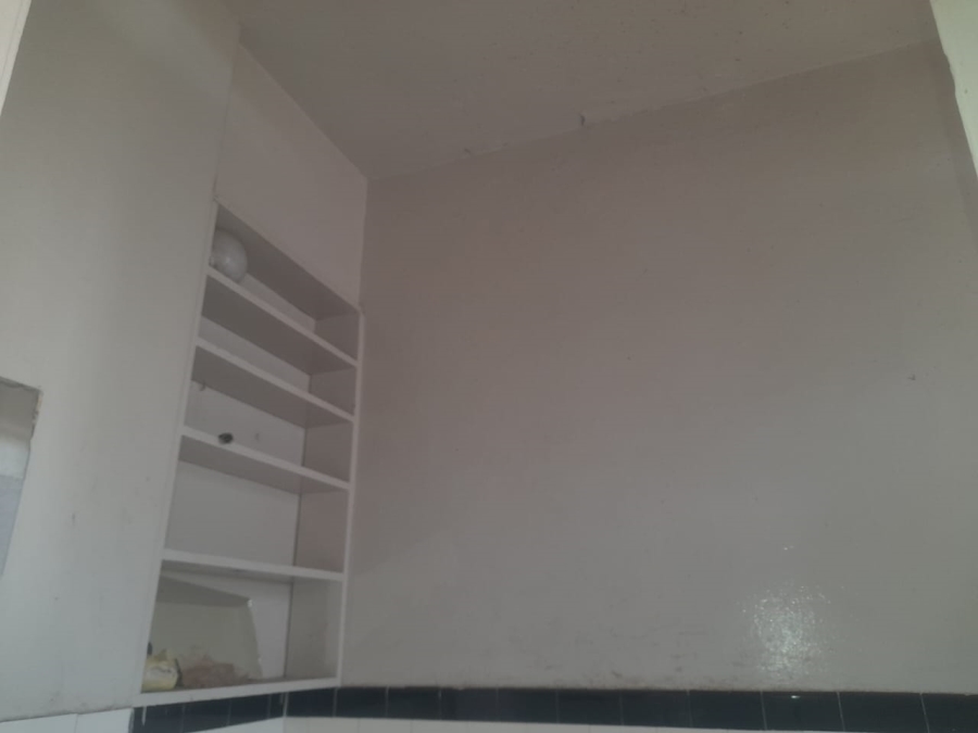 2 Bedroom Property for Sale in Yeoville Gauteng