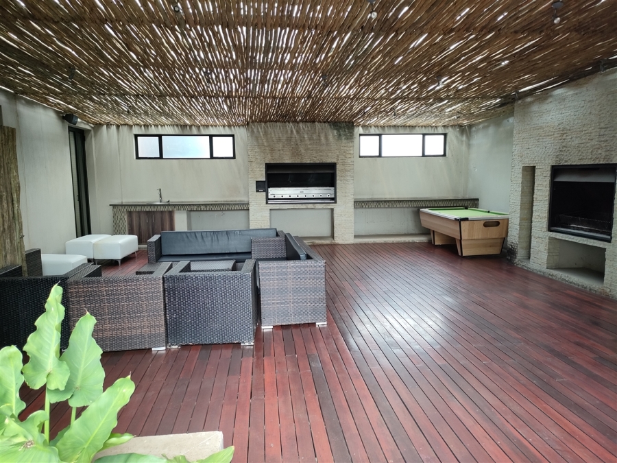 To Let Commercial Property for Rent in Strijdom Park Gauteng
