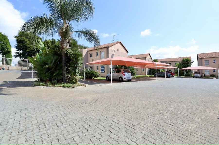 0 Bedroom Property for Sale in Wilgeheuwel Gauteng