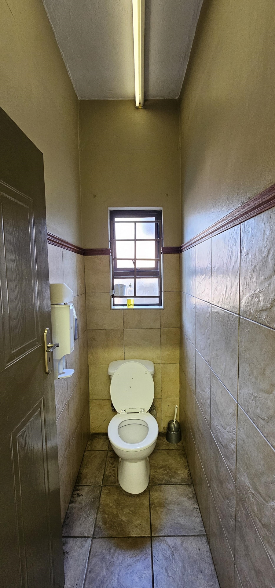 To Let Commercial Property for Rent in Eldoraigne Gauteng