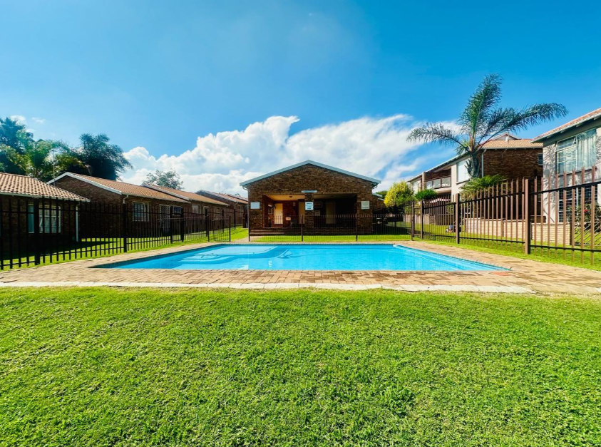 2 Bedroom Property for Sale in Liefde en Vrede Gauteng