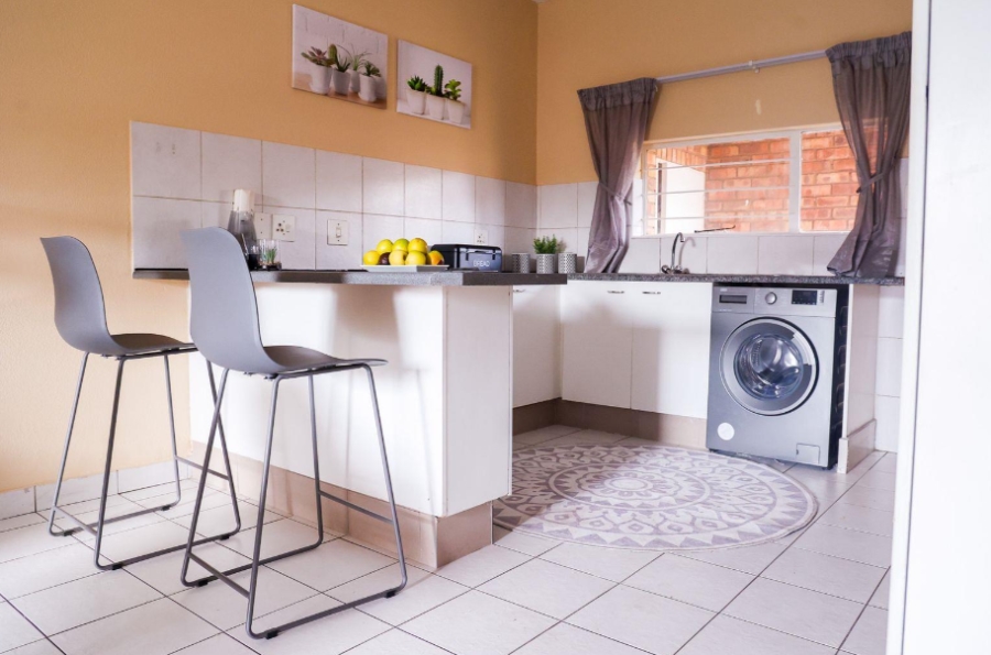 2 Bedroom Property for Sale in Liefde en Vrede Gauteng