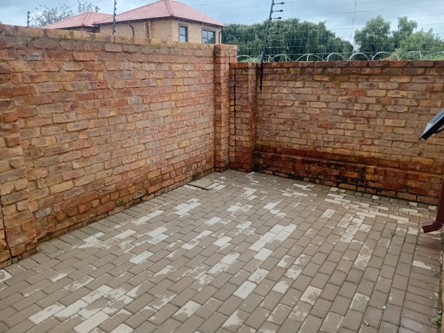 To Let 3 Bedroom Property for Rent in Willow Park Manor Gauteng