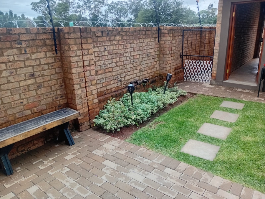 To Let 3 Bedroom Property for Rent in Willow Park Manor Gauteng