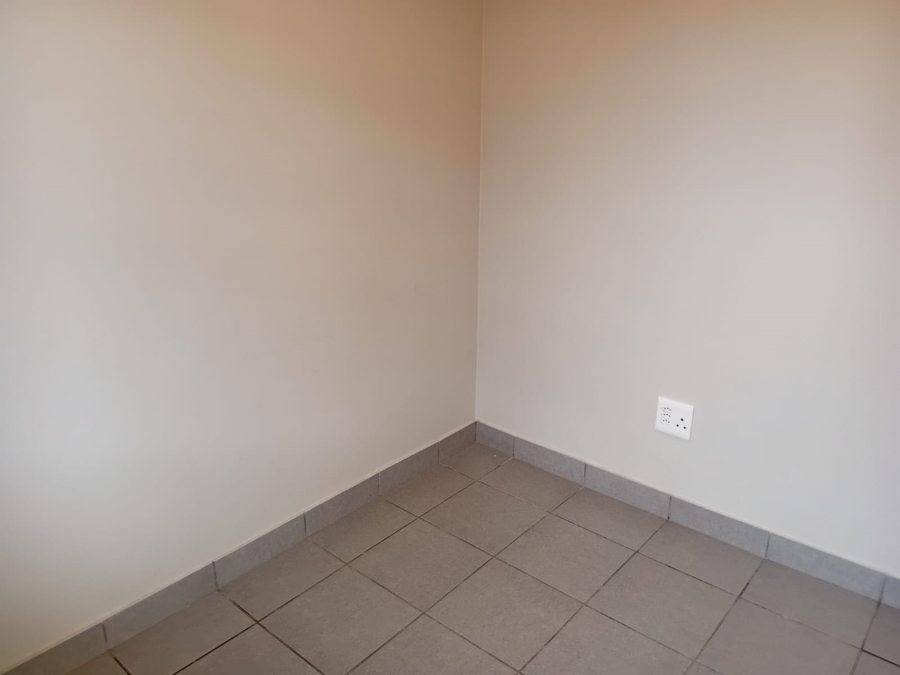 To Let 2 Bedroom Property for Rent in Willow Park Manor Gauteng