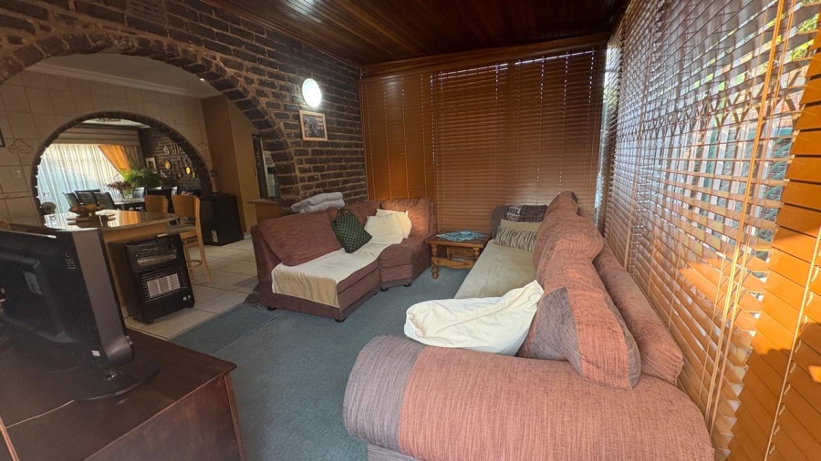 4 Bedroom Property for Sale in Beyers Park Gauteng