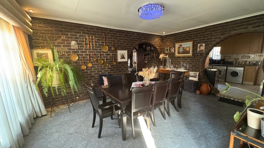 4 Bedroom Property for Sale in Beyers Park Gauteng