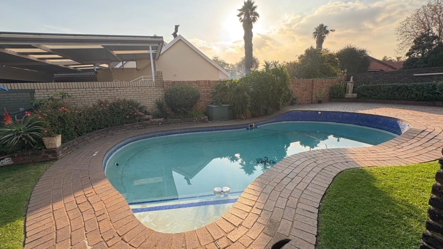4 Bedroom Property for Sale in Beyers Park Gauteng
