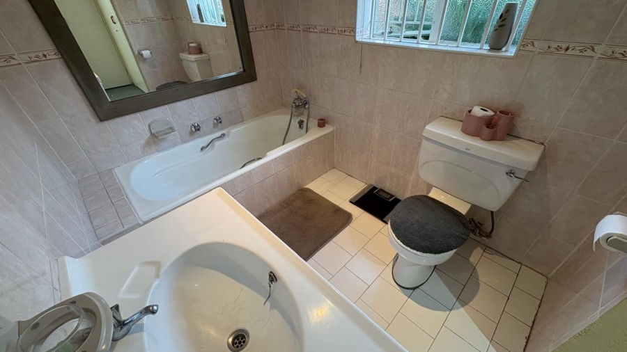 4 Bedroom Property for Sale in Beyers Park Gauteng