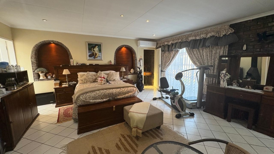 4 Bedroom Property for Sale in Beyers Park Gauteng