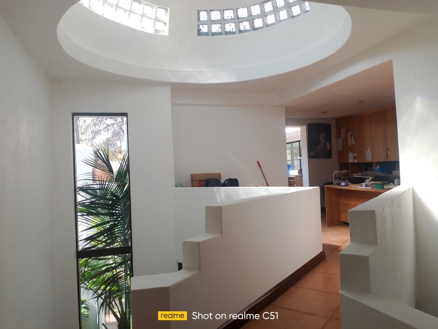 6 Bedroom Property for Sale in Sonneveld Gauteng