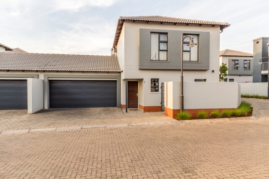 3 Bedroom Property for Sale in Equestria Gauteng