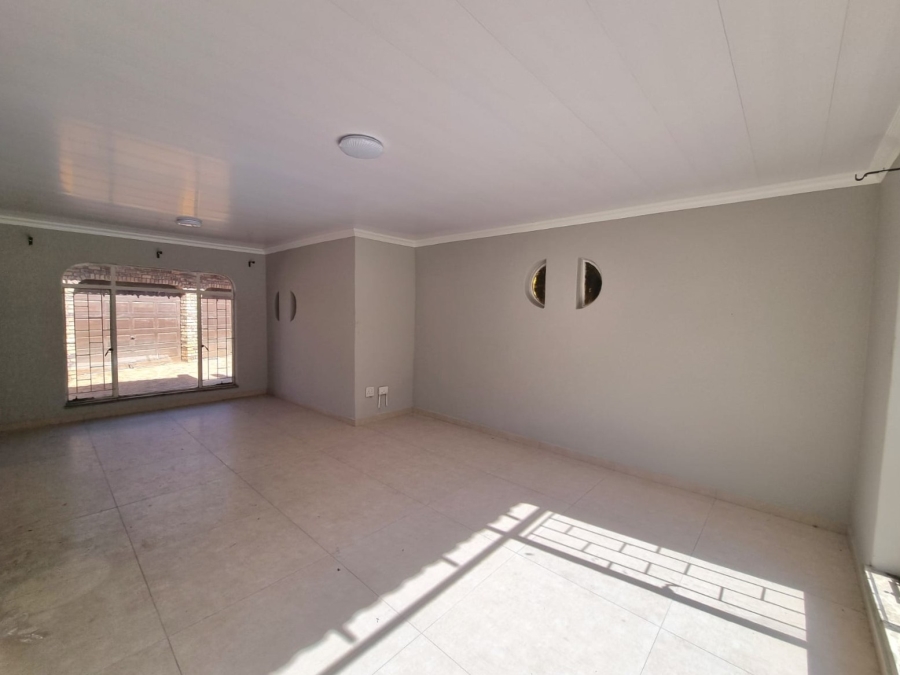 3 Bedroom Property for Sale in Arcon Park Gauteng