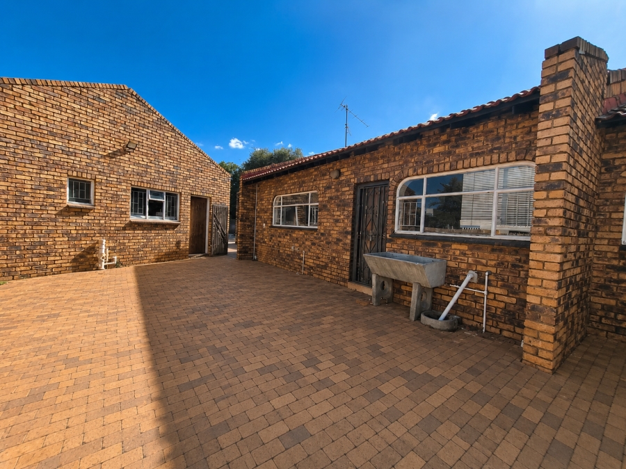 3 Bedroom Property for Sale in Arcon Park Gauteng