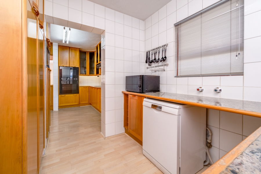3 Bedroom Property for Sale in Woodmead Gauteng
