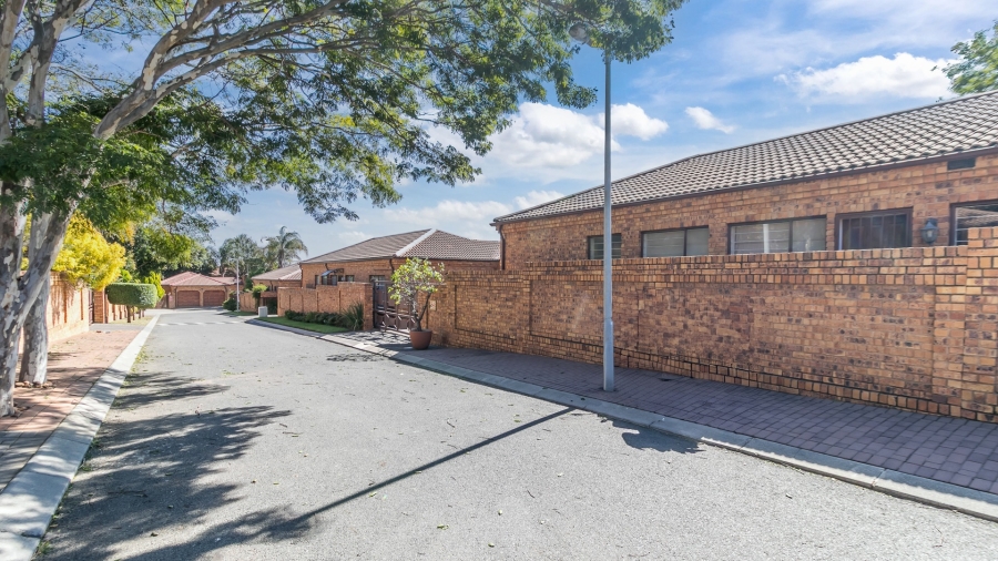 3 Bedroom Property for Sale in North Riding Gauteng