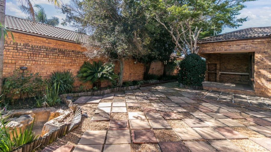 3 Bedroom Property for Sale in North Riding Gauteng