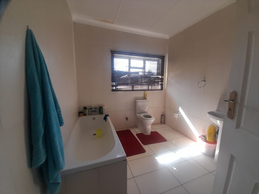 To Let 3 Bedroom Property for Rent in Arcon Park Gauteng