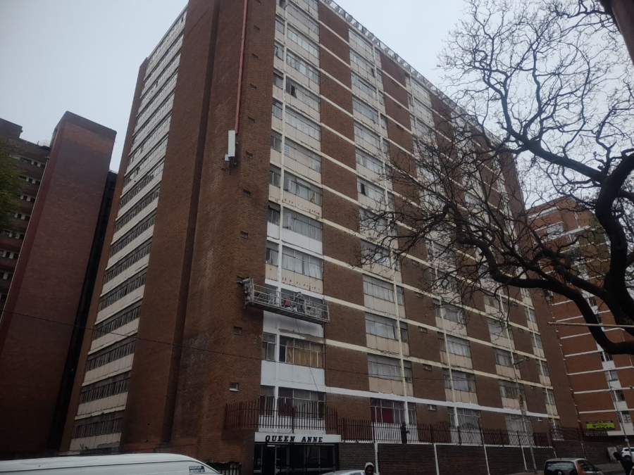 2 Bedroom Property for Sale in Hillbrow Gauteng