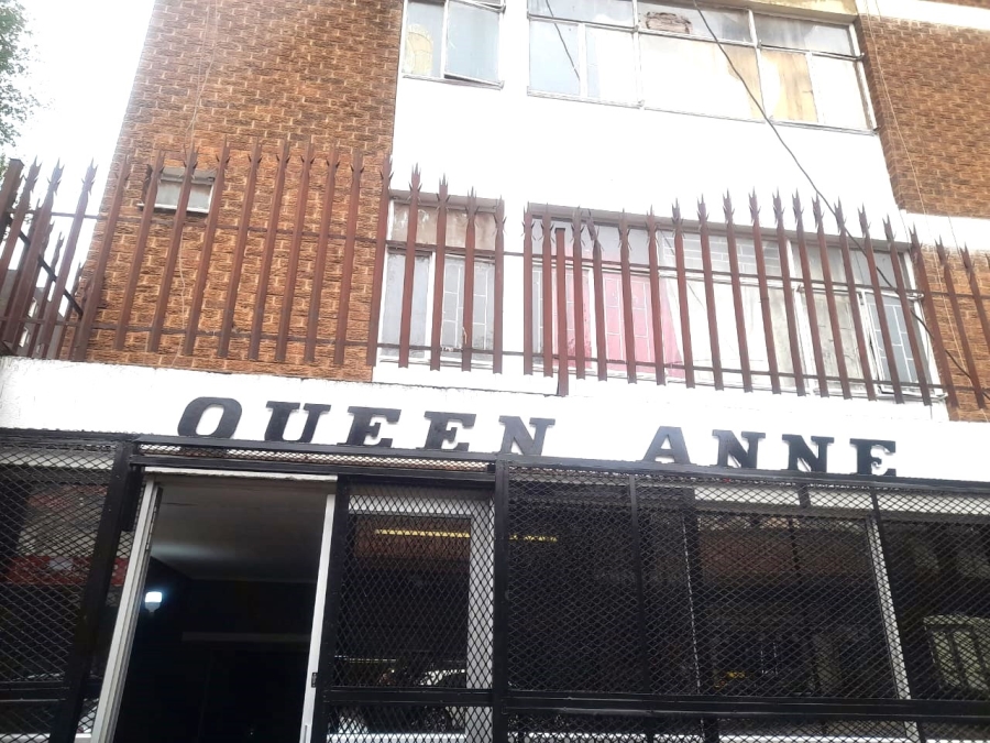 2 Bedroom Property for Sale in Hillbrow Gauteng