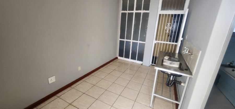 2 Bedroom Property for Sale in Berea Gauteng