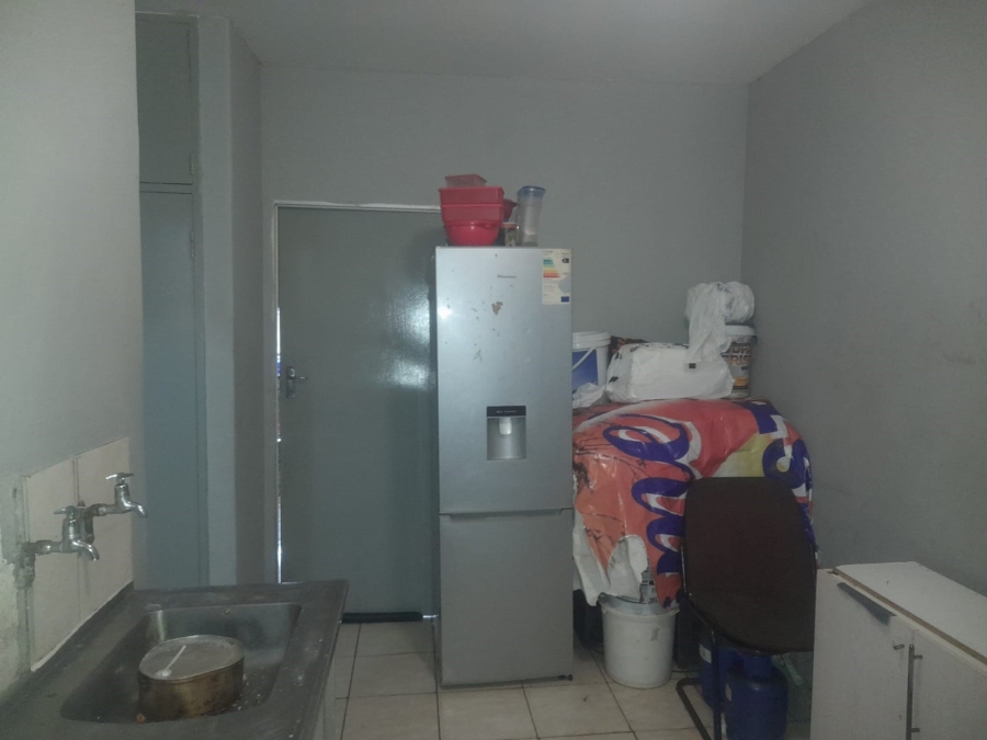 2 Bedroom Property for Sale in Berea Gauteng