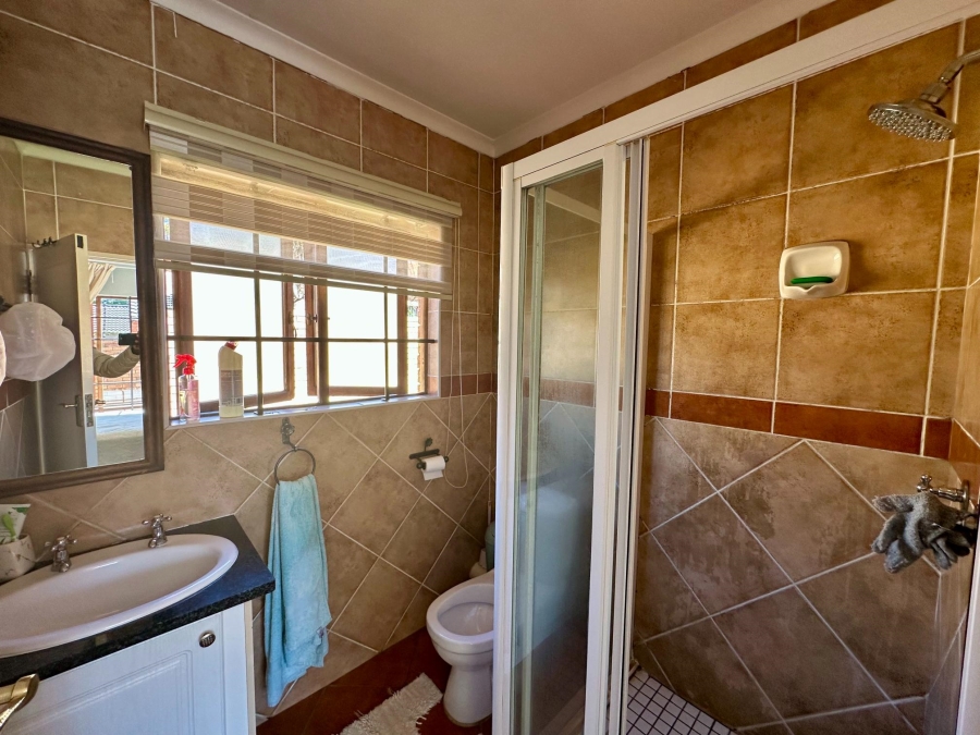 To Let 3 Bedroom Property for Rent in Monavoni A H Gauteng
