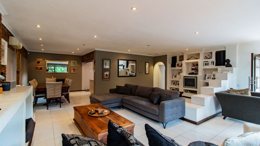 9 Bedroom Property for Sale in Bedfordview Gauteng