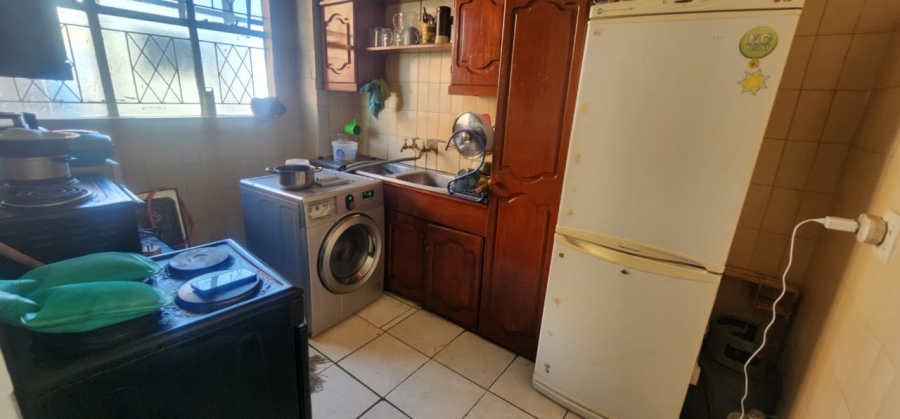 2 Bedroom Property for Sale in Yeoville Gauteng