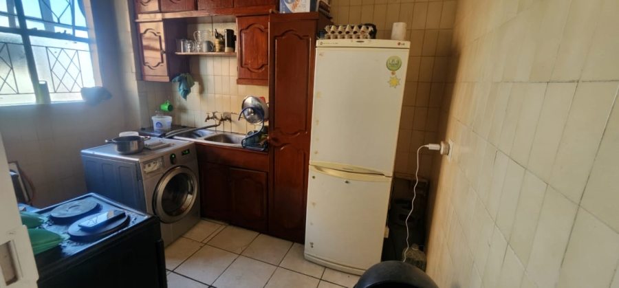 2 Bedroom Property for Sale in Yeoville Gauteng