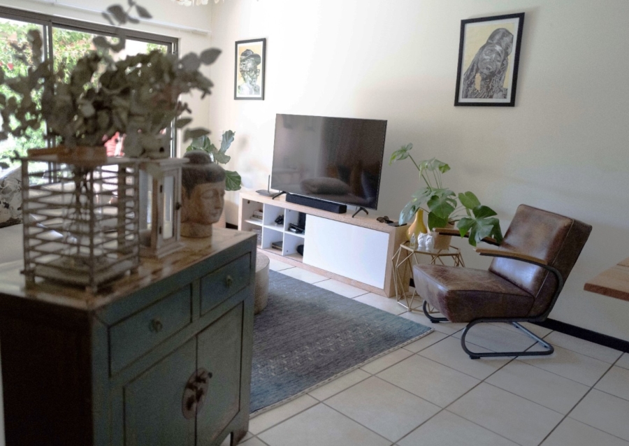 To Let 2 Bedroom Property for Rent in Bryanston Gauteng