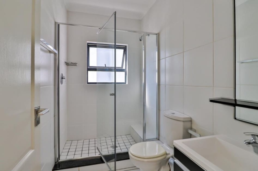 To Let 1 Bedroom Property for Rent in Greenstone Hill Gauteng
