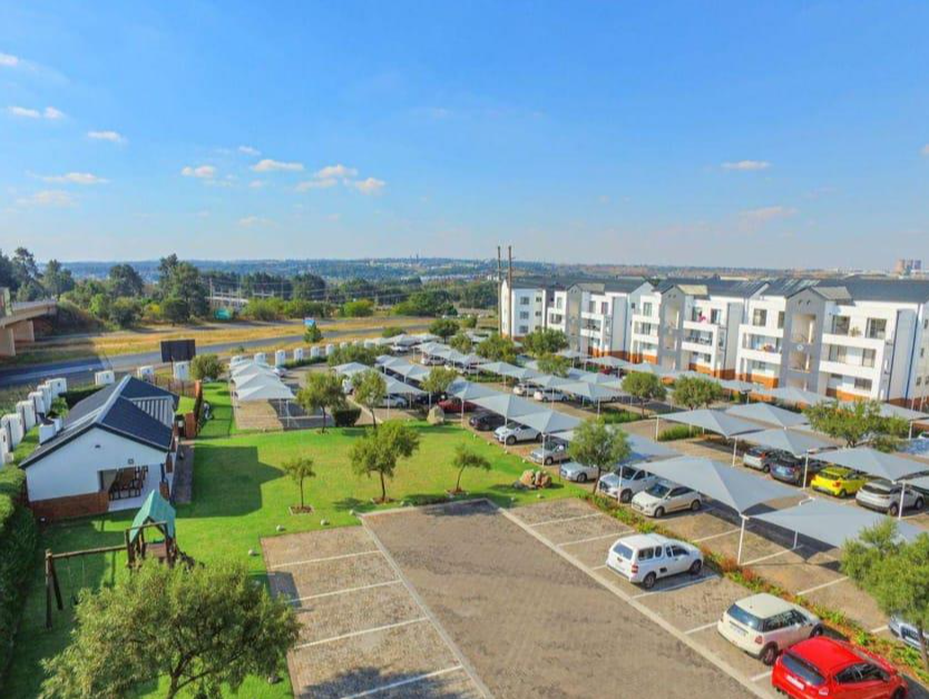 To Let 1 Bedroom Property for Rent in Greenstone Hill Gauteng