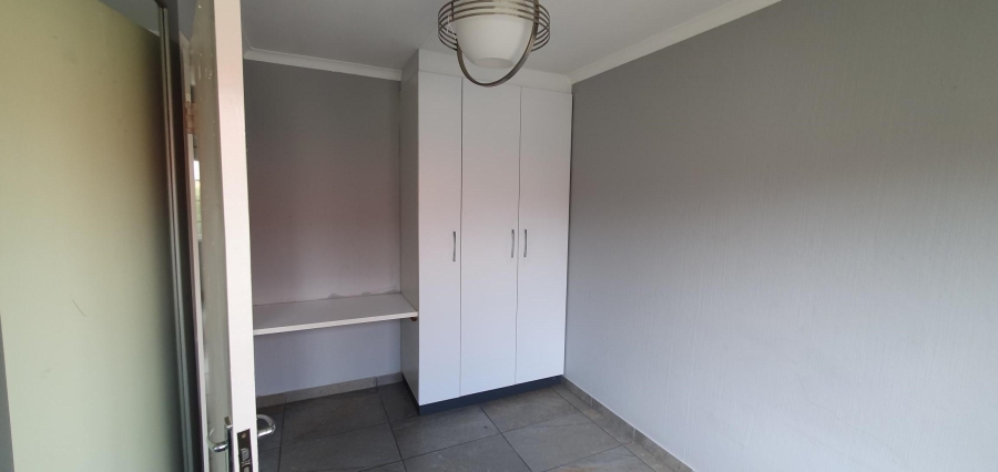 2 Bedroom Property for Sale in Meyersdal Gauteng