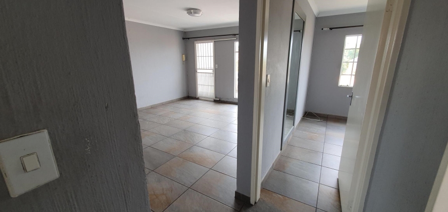 2 Bedroom Property for Sale in Meyersdal Gauteng
