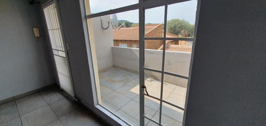 2 Bedroom Property for Sale in Meyersdal Gauteng