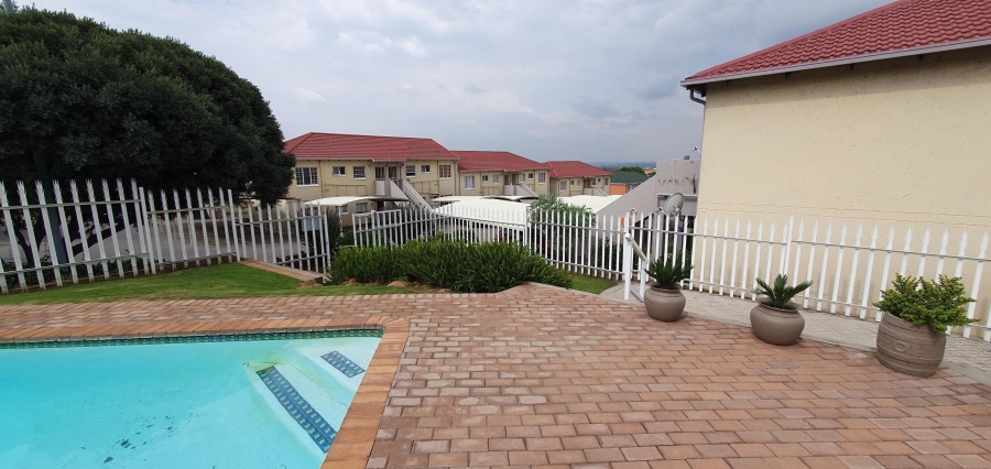 2 Bedroom Property for Sale in Meyersdal Gauteng