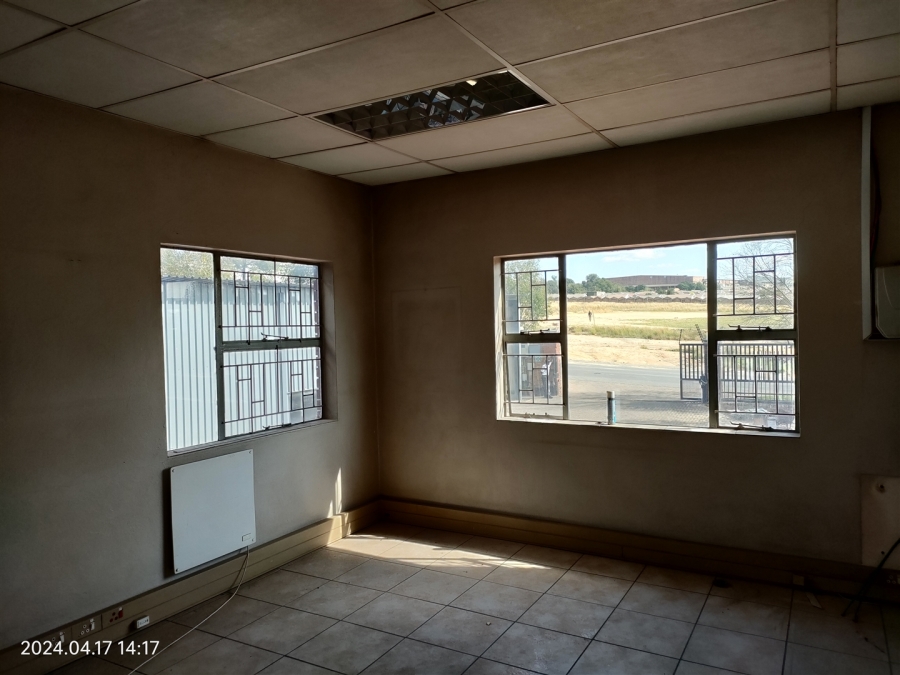 To Let commercial Property for Rent in Mostyn Park Gauteng