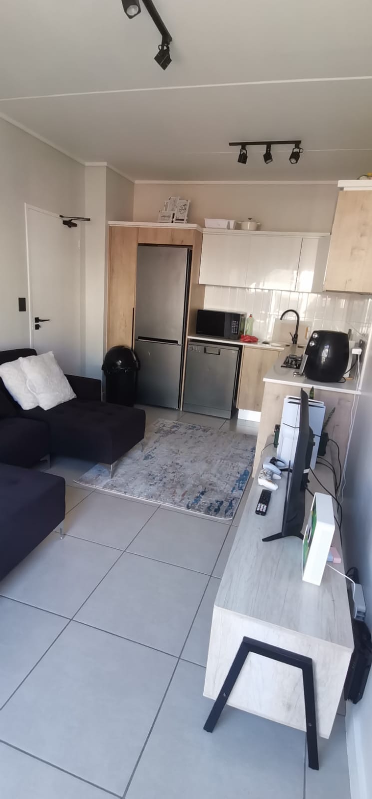 To Let 1 Bedroom Property for Rent in Linbro Park Gauteng