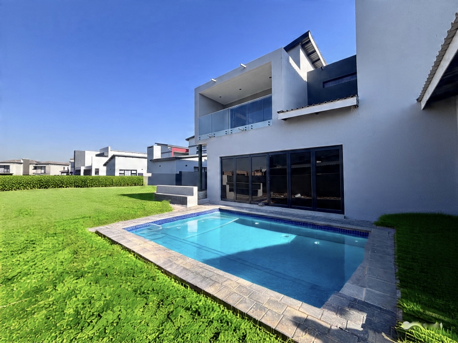 5 Bedroom Property for Sale in Six Fountains Residential Estate Gauteng