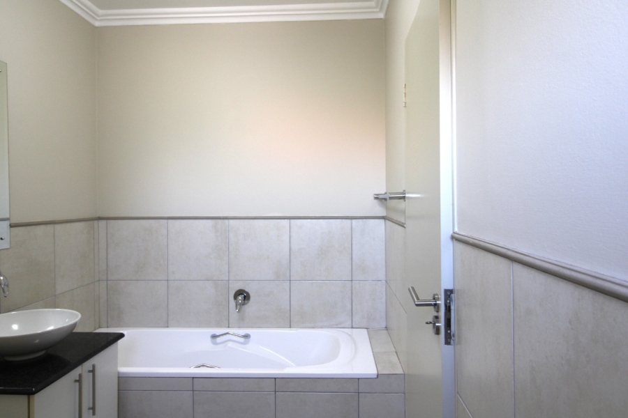 2 Bedroom Property for Sale in Rivonia Gauteng