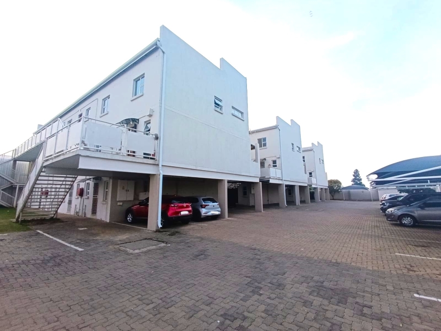 2 Bedroom Property for Sale in Mayberry Park Gauteng
