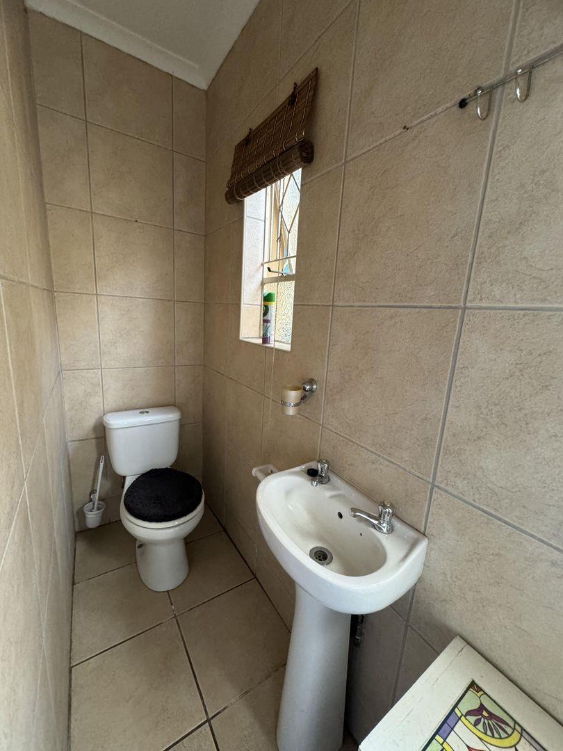 4 Bedroom Property for Sale in Hazeldene Gauteng
