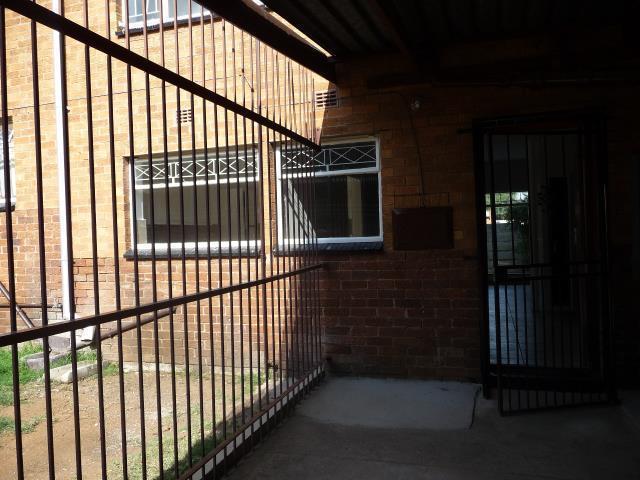 2 Bedroom Property for Sale in Farrarmere Gardens Gauteng
