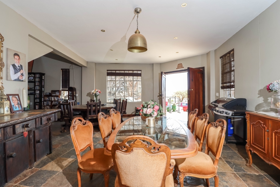 4 Bedroom Property for Sale in Mnandi Gauteng