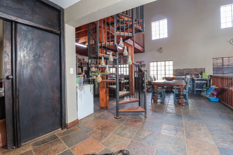 4 Bedroom Property for Sale in Mnandi Gauteng